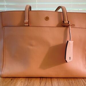 Women bags, Tory Burch brand.